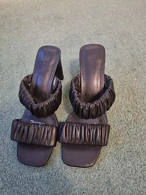 H And M Sandals • £6