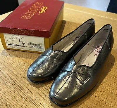*NEW* Women's Pewter Leather 'Brooke By Van Dal' Shoes (Size 5.5) • £20