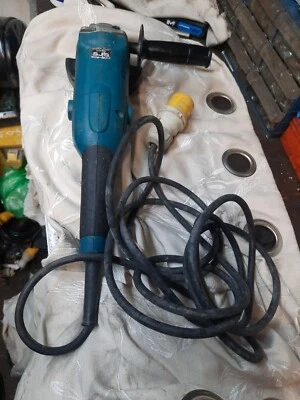 £30 • Buy Makita 4/5 Inch  Angle Grinder 110v  Used..