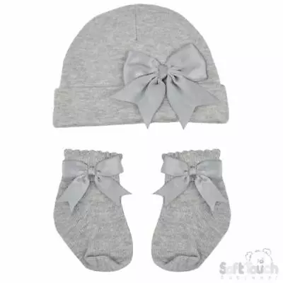 * Grey Hat And Sock Gift Set With Bow • £4.60