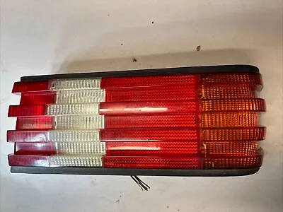 1984-91 Mercedes-Benz W126 RIGHT Complete Taillight Lamp Assembly 126-820-12-64 • $99