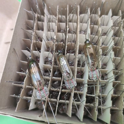 $11.90 • Buy In-3  100pcs  New Nos  02.1992's  Indicator  Tube For Nixie Clock Original Box