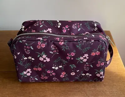 Liberty Large Cotton Wash Bag/Make Up Bag In Annie - New • £12