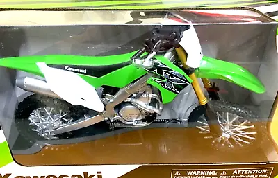 Toy Model KAWASAKI KXF 450 1:6 Motocross MX New Ray  Bike GREEN 49403 • £45.50
