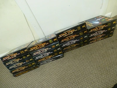 £20 • Buy The Official Star Trek Fact Files Collection - 19 Binders - 