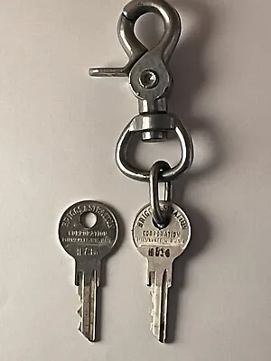 Briggs & Stratton Lot 2 KEYS Flat Chrome H736 With Wallet Belt Loop Key Ring • $9.99