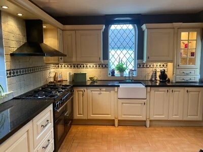 £1595 • Buy Used Kitchen With Granite Worktops And Appliances 