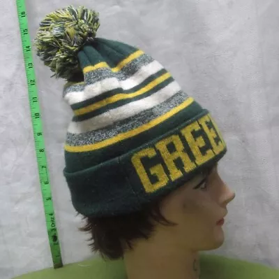 GREEN BAY PACKERS Beanie Skullcap NFL Winter Hat W/ Pom & Stripes Lambeau Leap • $14