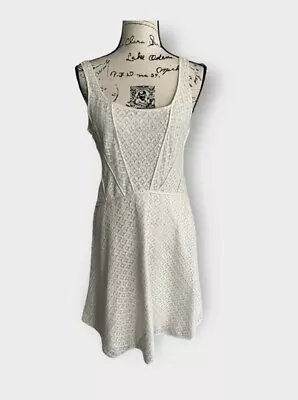 Max Studio Women's Eyelet Lace Dress Cream Fully Lined Size Medium • $12.74