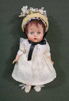 VINTAGE Vinyl 8  BABY DOLL Drink N Wets BEAUTIFUL Yellow OUTFIT • $19.50