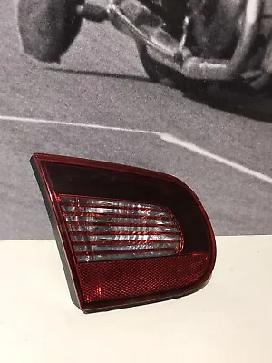 2007 Volkswagen EOS 2.0TFSI Passenger Side Rear Boot Lid Tail Light 1Q0945093C • $24.85