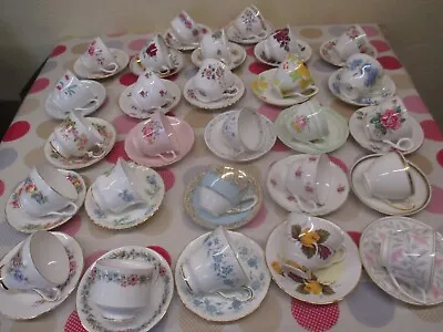 Job Lot 5 Mismatch China Tea Cups & Matching Saucers  Parties/weddings/tearoom • £26