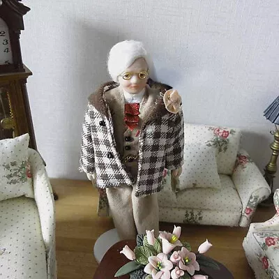 1:12 Scale Dollhouse Miniature Grandpa Ceramic Vintage Victoria Accessories • $15.49