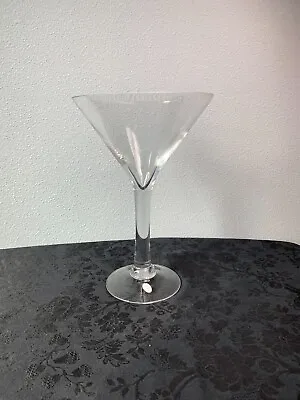 Grande - Jumbo Martini Glass Cocktail Centerpiece (Item# GMG-02) • $35