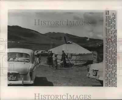 1961 Press Photo Soviet-made Automobiles Near Yurt In Outer Mongolia. • $12.99