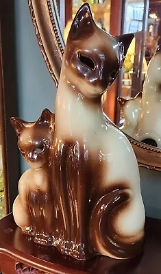 $70 • Buy Vintage 1950's MCM 13  Ceramic Kron Siamese Cat TV Lamp  W/Kitten