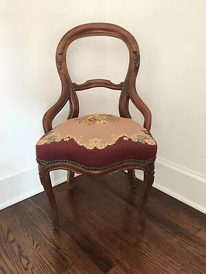 Victorian Rococo Antique Balloon Back Chair Mauve Botanical Needlepoint Seat • $175