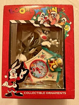 $18.99 • Buy Looney Tunes Sylvester Tweety Bird Bugs Bunny Cuckoo Clock Christmas Ornament