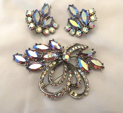 Vintage Signed WEISS Aurora Borealis Rhinestone Brooch With Matching Earrings • $49.99