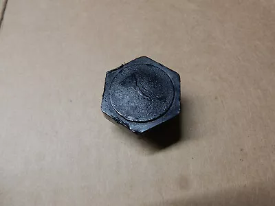 Genuine McCulloch Pro Mac 605 610 650 800 850 Oil Cap 93274 / 93747 / 216052 • $8