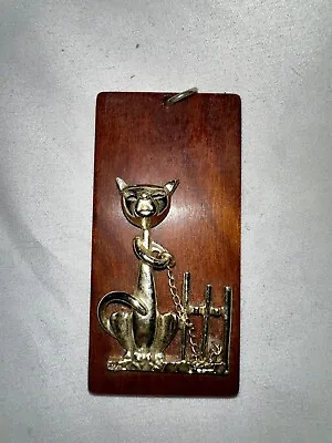 Large Unique Statement Vintage Wood And Metal Cat Pendant Moving Chain Collar . • $15