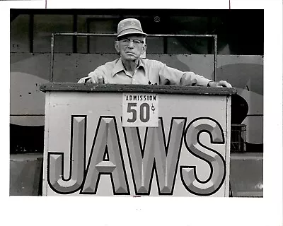 LG58 1979 Original Don Hunter Photo CARNIVAL WORKER Killer Shark Jaws Admission • $20