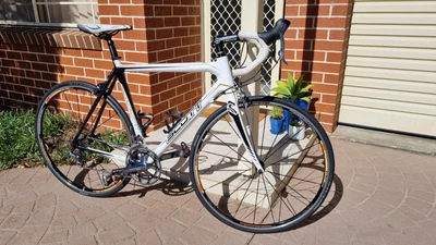 $1000 • Buy Scott ADDICT R3 Carbon Road/Race Bike, Size Medium