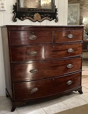 Vintage Hepplewhite Bachelor’s Chest • $1450