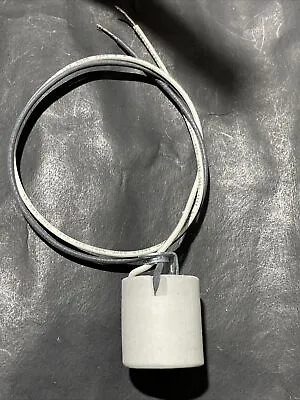 New Keyless Medium Base E26 Porcelain Socket With 18  Lead Wires And Hickey • $1.75