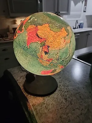 Vintage National Geographic Light Up Globe • $65