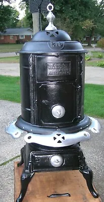 $249.99 • Buy Antique Cast Iron Wood/Coal Pot Belly Stove - Manufactured By W.J. Lammers-Ohio