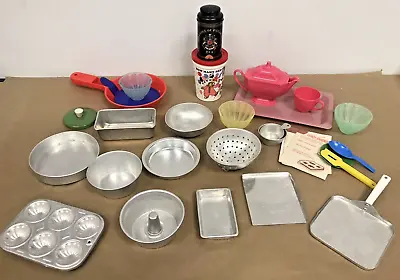 $50 • Buy Vintage 1960's Pretend Play Kitchen 26pc Pots Pans Baking Aluminum Cookware