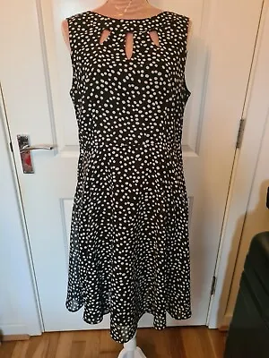 Wallis Sleeveless Crew Neck Black & White Polka Dot Women's Dress Size 12 • £6.05
