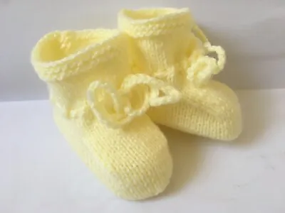 Hand Knitted Pale Yellow / Lemon Baby Booties 0-3 Months Girl Baby Shoes New  • £4