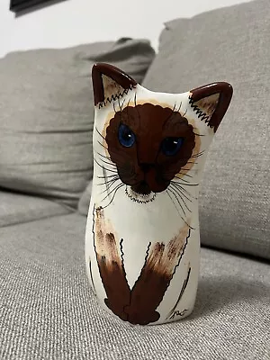 Vtg Nina Lyman Cat Vase Ceramic 2001 Kitty Cats By Nina Blue & Black Eyes - 8  T • $25