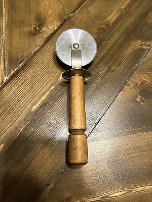 Vintage Bonny Stainless Pastry Dough Pizza Cutter Wooden Handle Farmhouse Decor • $12