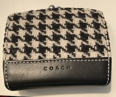 COACH Houndstooth Plaid Wool Kisslock  Frame Mini Coin Purse & Credit Card Case • $39.99