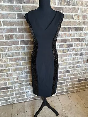 Vince Camuto Women's Sheath Cocktail Dress Sequin Accents Size 2 Black Color V-n • $7.79