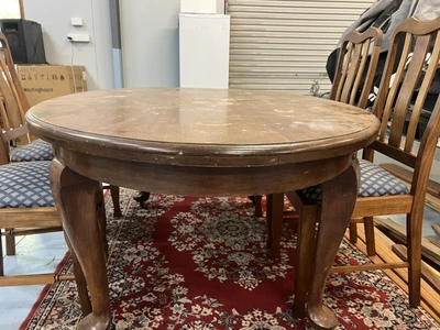 $250 • Buy Used Dining Table And Chairs