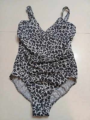 Miraclesuit Swimsuit Size 10 One-piece Grey Leopard Beach • $28