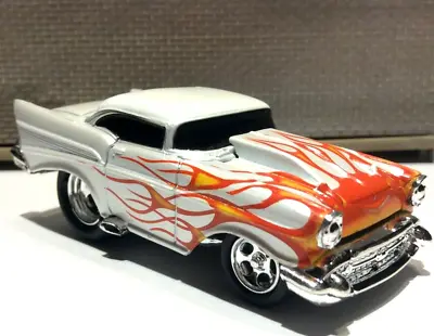 Muscle Machines 1957 Chevy --  Diecast Car 1/64 - 57 Chevy -- • $6.99