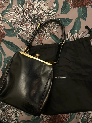 £175 • Buy Rare Dolce&Gabbana Black Handbag 