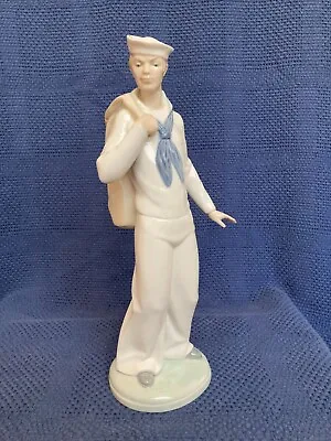 LLADRO NAO #428 Navy Sailor 'A Long Voyage' Figurine - Retired!  • $92