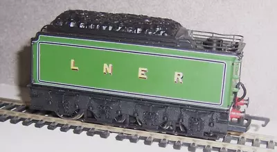 Used Hornby OO Gauge LNER Apple Green A3 Tender Drive Unit; Runs Both Directions • £9.99