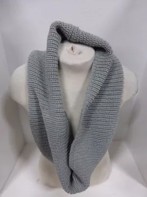 Wrapables Thick Knitted Winter Warm Infinity Scarf Grey • $8.99