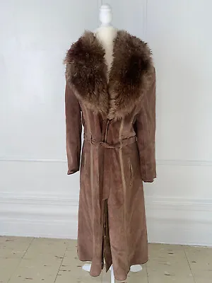 Beige Leather Suede Lamb Trench Coat | Vintage England Fur  Coat | Size 16  • $50