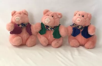 1993 Commonwealth Three Little Pigs Stuffed Animal In Green Blue Plum Vest HTF • $38