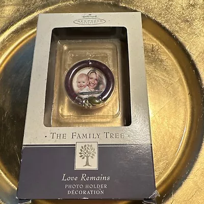 The Family Tree Love Remains Photo Holder Ornament   2002 • $8.95