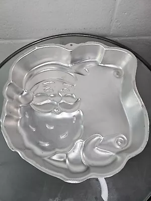 WILTON Vintage Cake Pan 1982 Santa's List Party Baking Aluminium Christmas Retro • $14.99