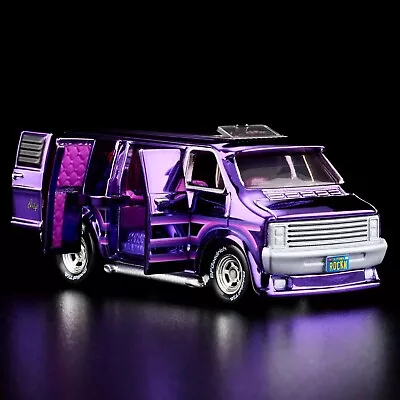 Hot Wheels RLC Exclusive 70s Dodge Tradesman Van • $89.99